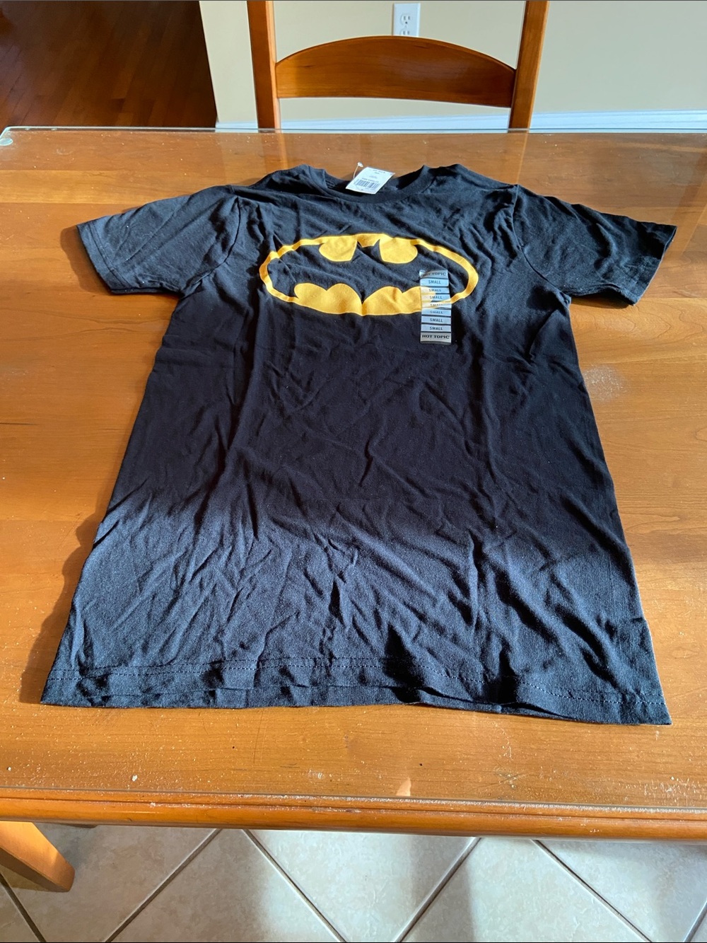 Hot Topic Black and Yellow Batman Logo Kids Tee